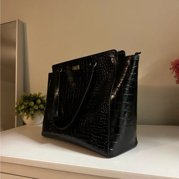 Kate Spade Elissa Bristol Large Black Croc Tote Bag - Like New with No Flaws! ♠️ - Picture 7 of 12